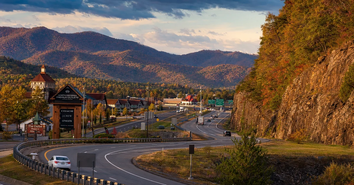Greenville SC to Helen GA Drive: Route, Time, Halfway Stops