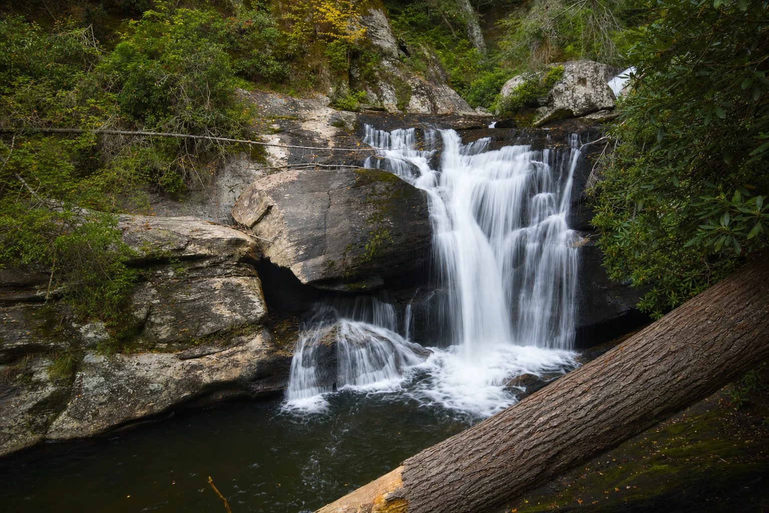 Dukes Creek Falls