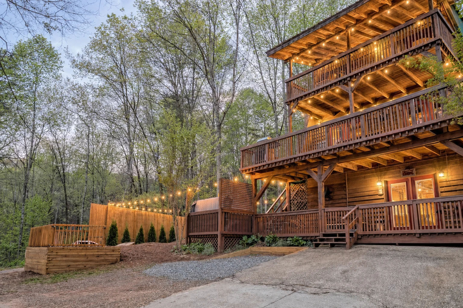 Downtown Helen Cabins