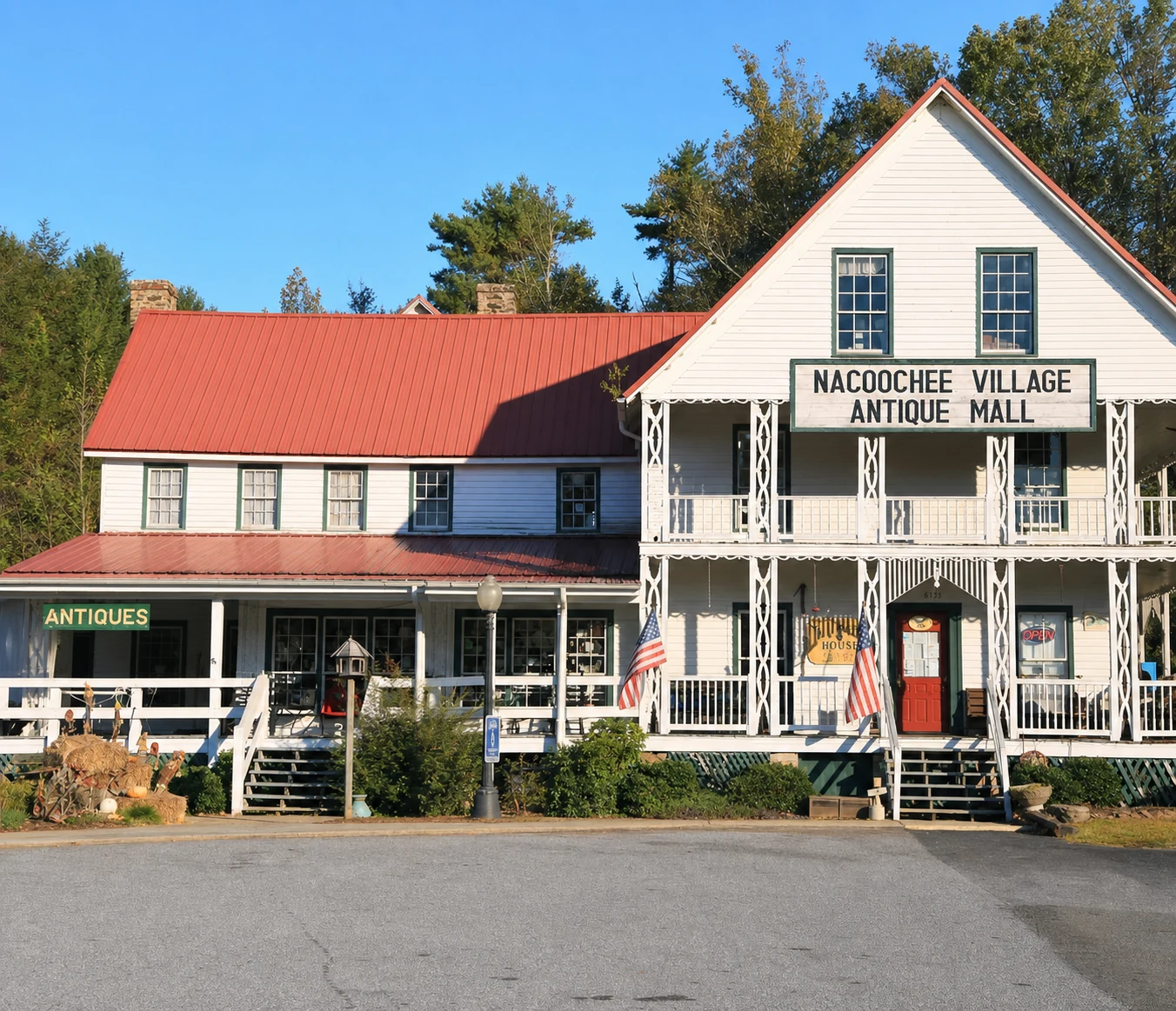 Nacoochee Village