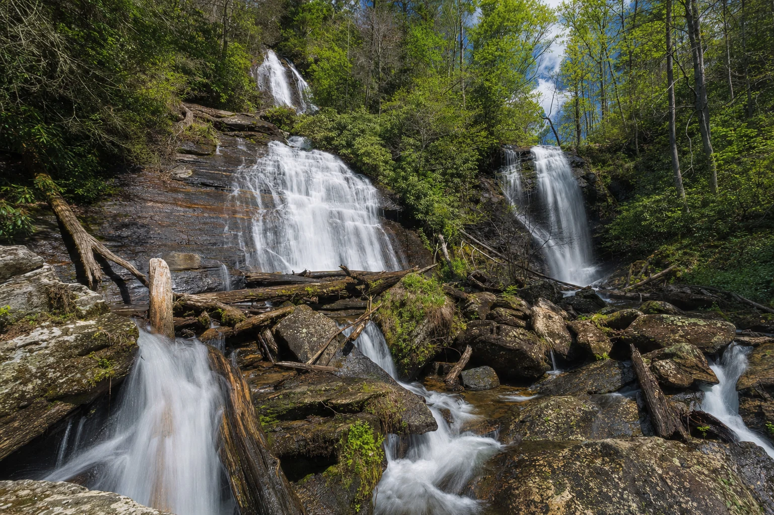 Anna Ruby Falls