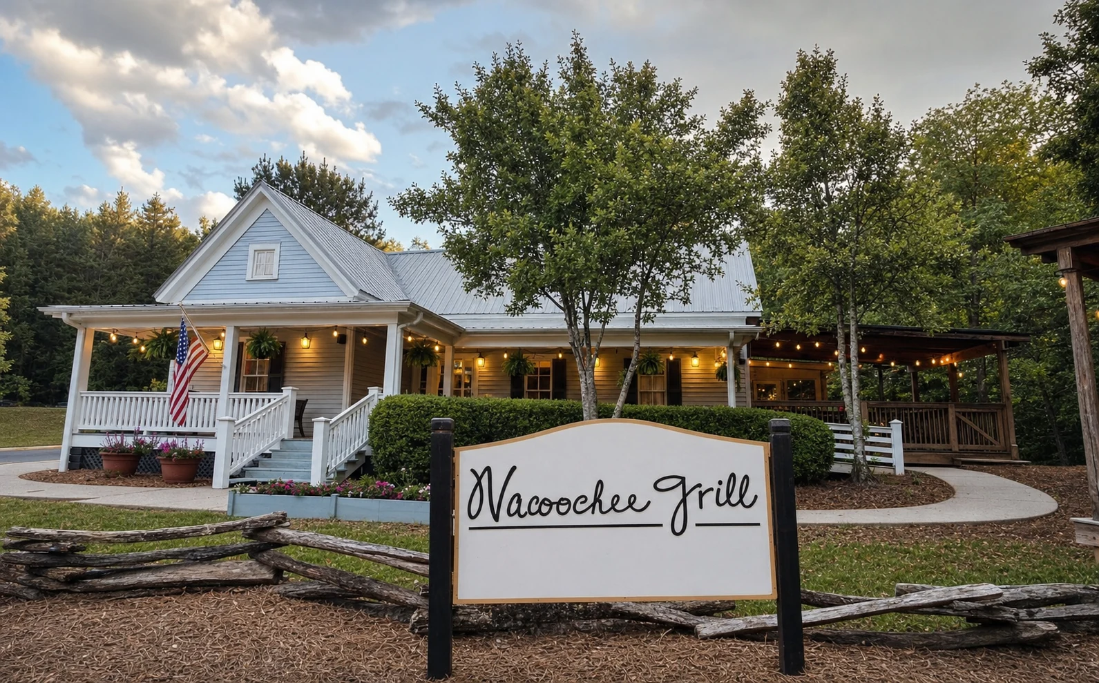 Mully's Nacoochee Grill
