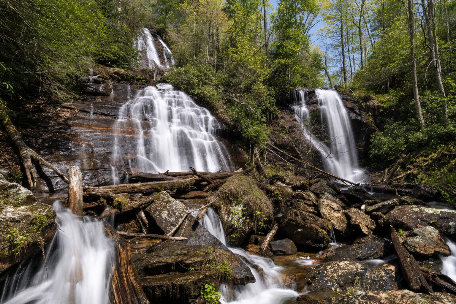 Anna Ruby Falls