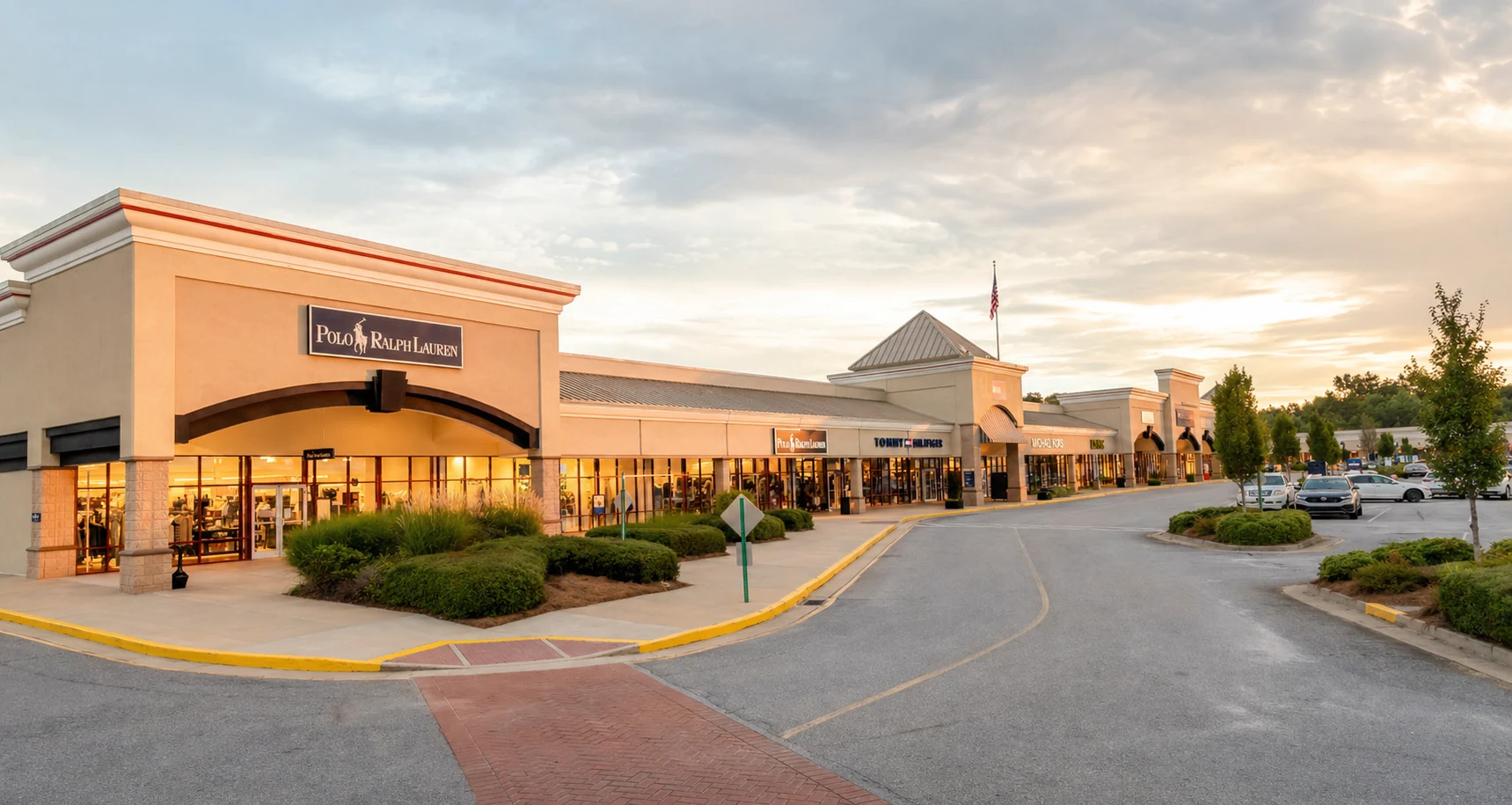 Tanger Outlets Commerce