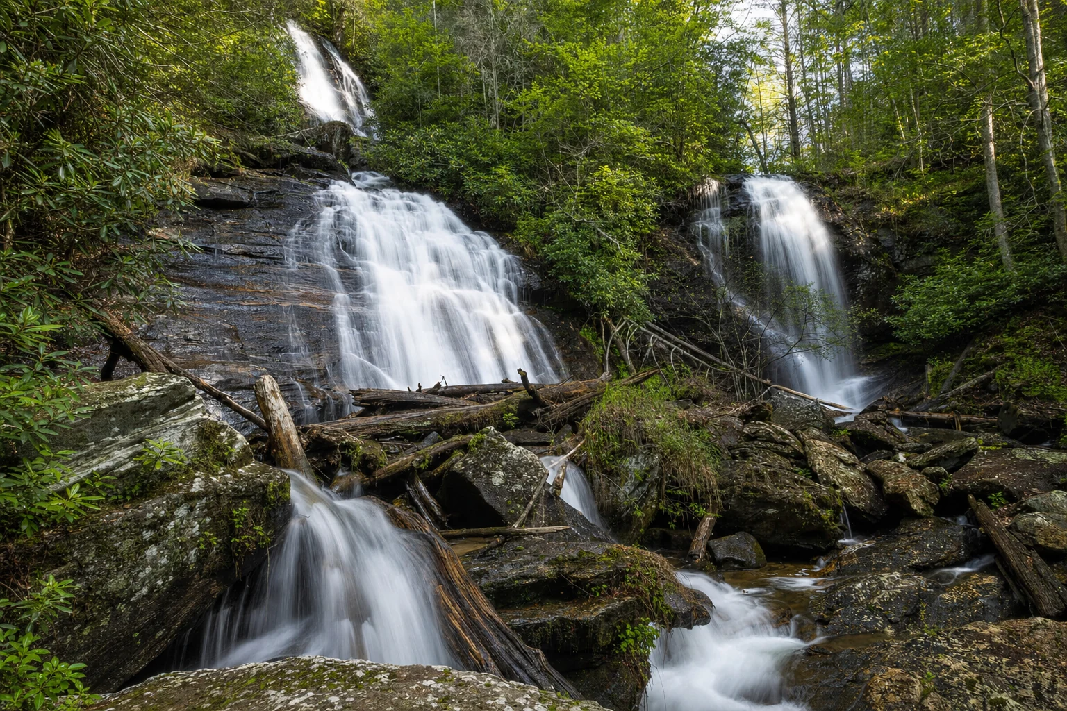 Anna Ruby Falls