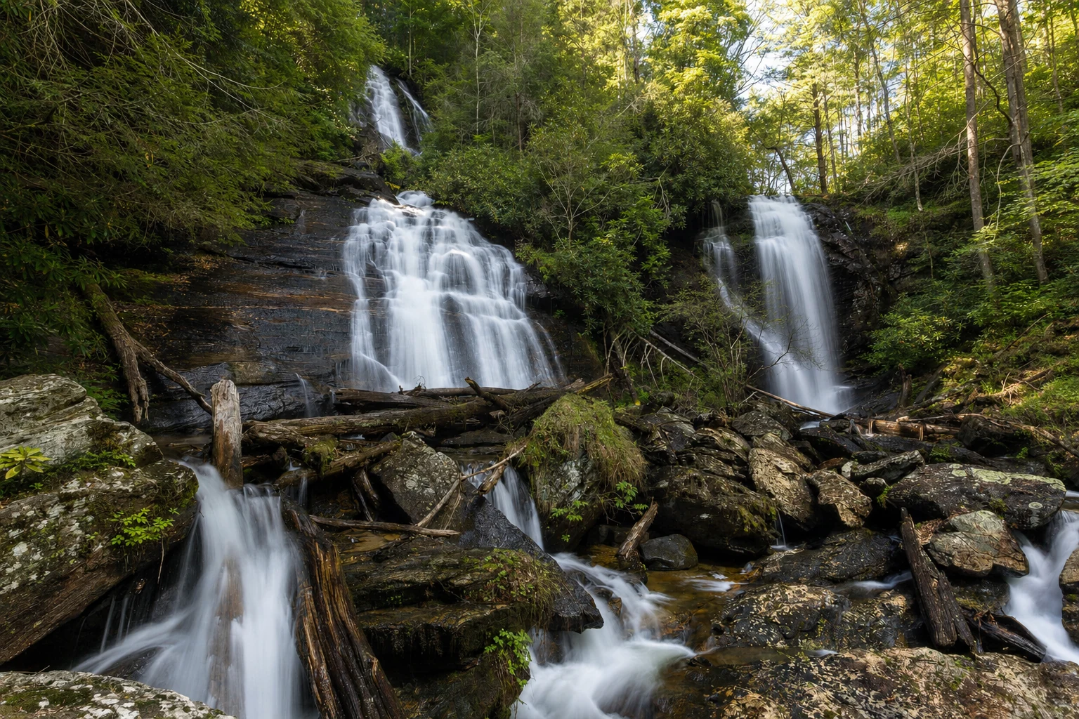 Anna Ruby Falls
