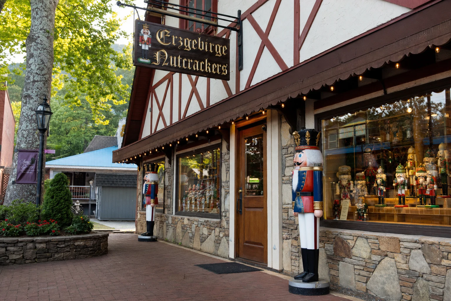 Erzgebirge Nutcrackers