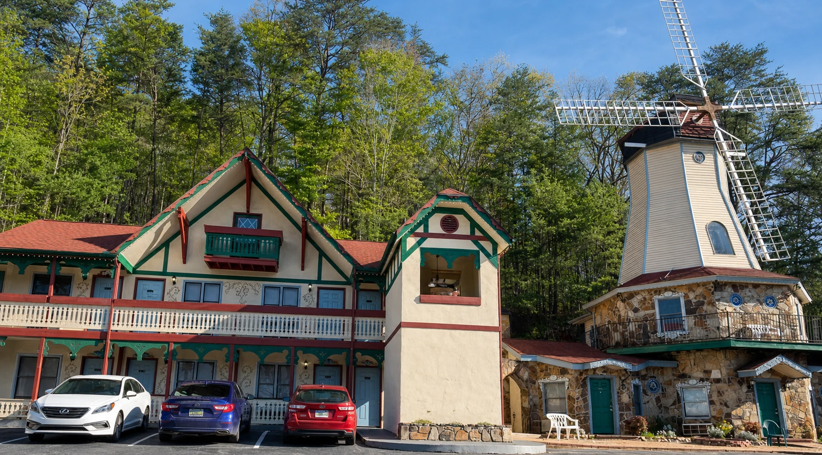 Heidi Motel and Windmill Suites