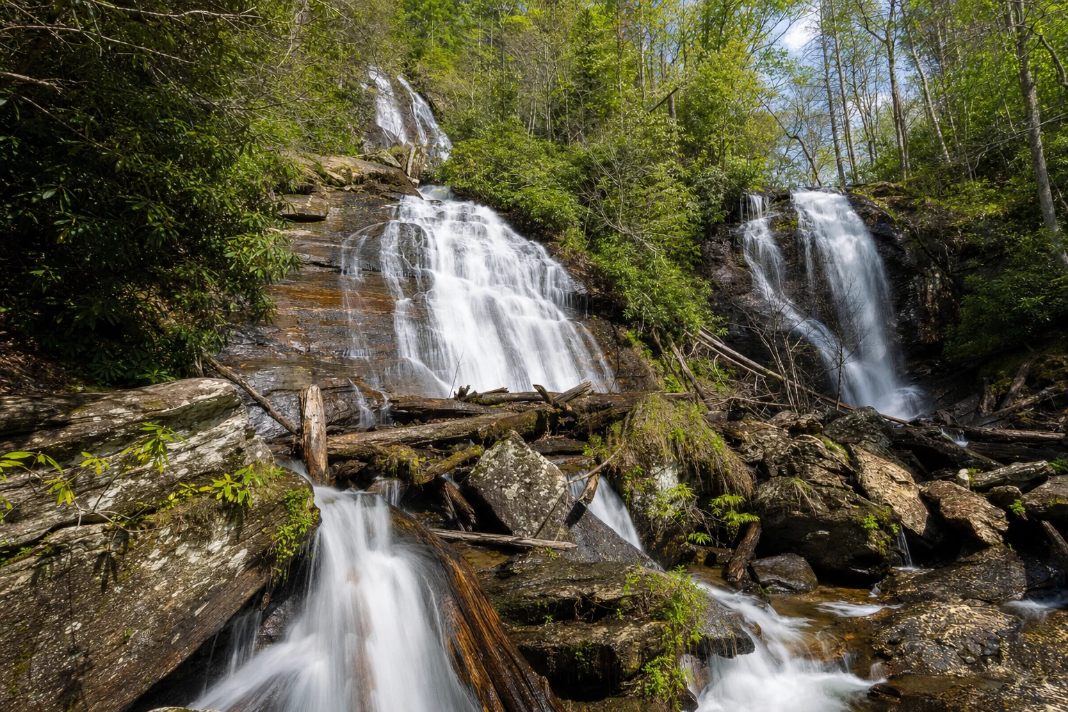Anna Ruby Falls