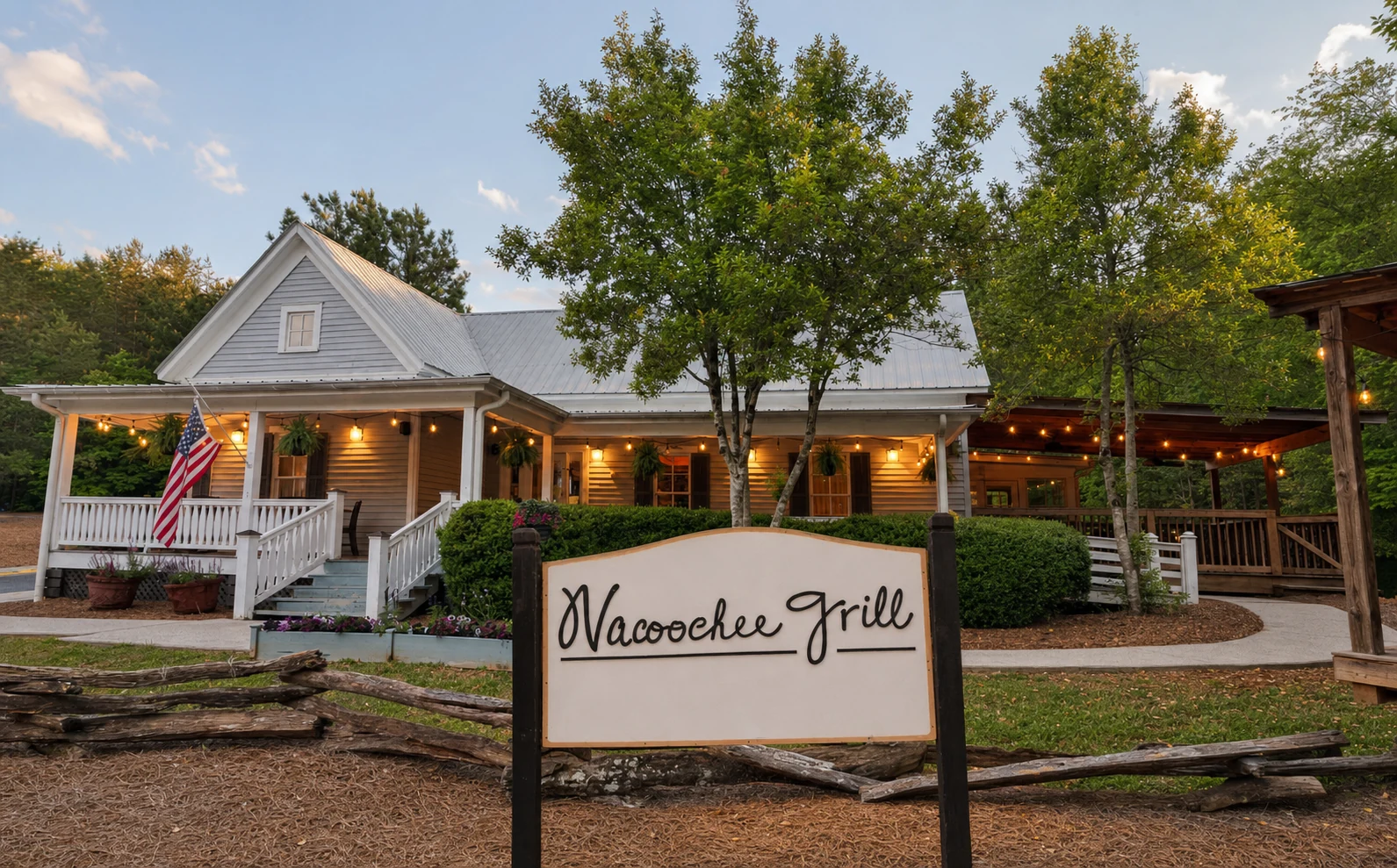 Mully's Nacoochee Grill