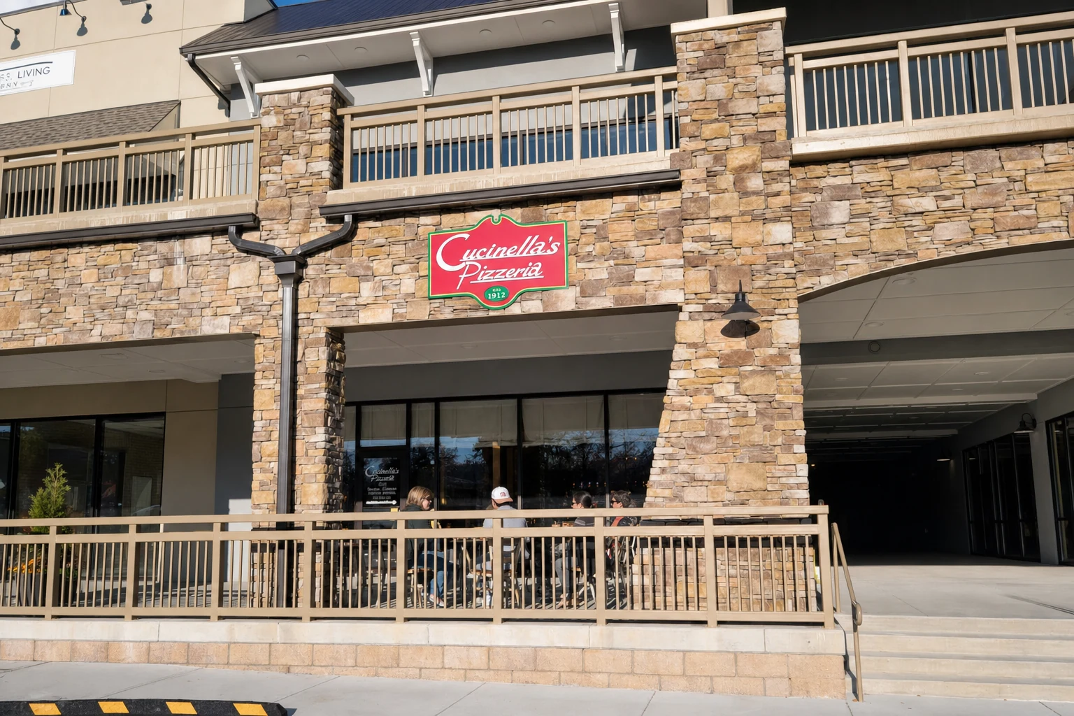 Cucinella's Pizzeria