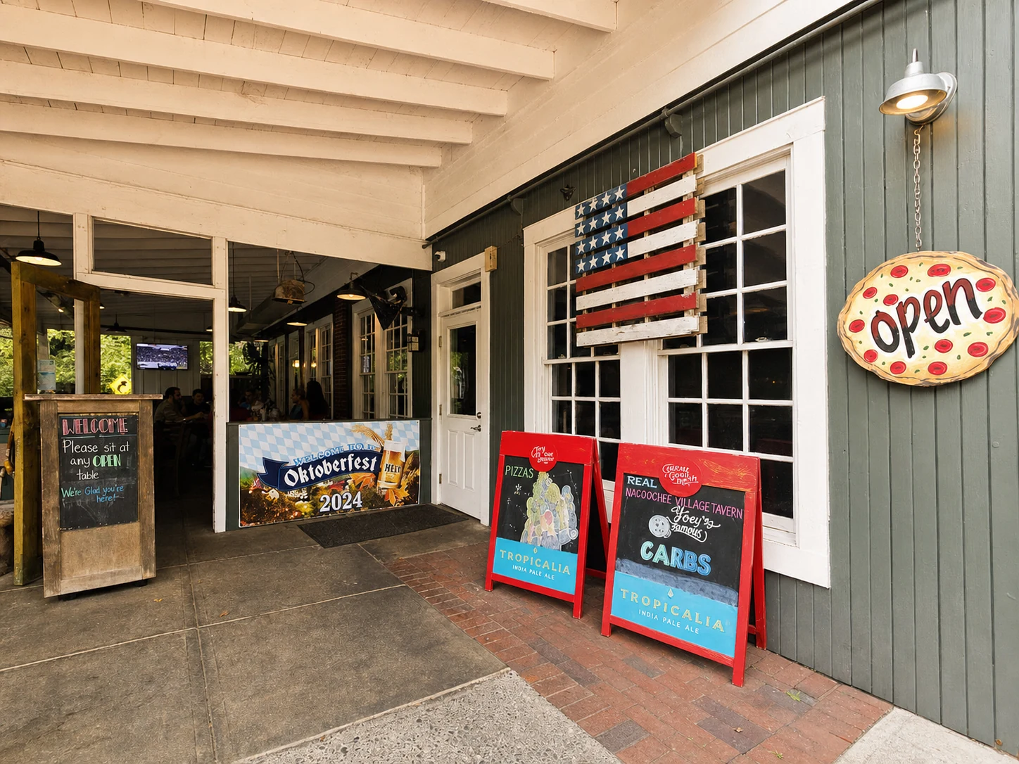 Nacoochee Village Tavern & Pizzeria