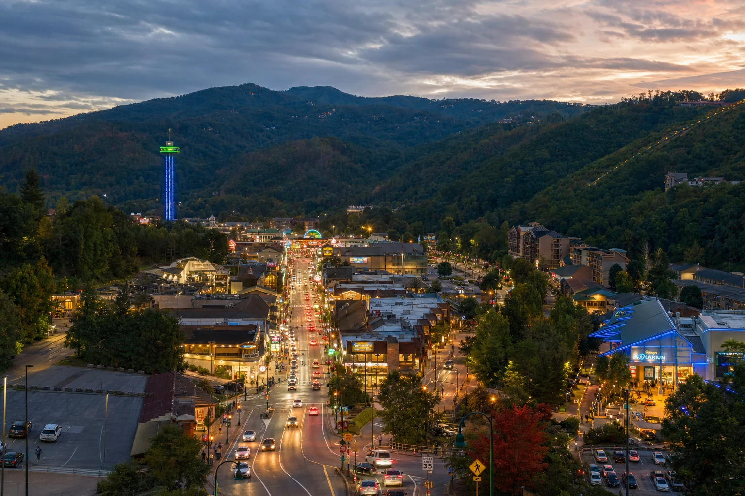 Gatlinburg, TN Downtown Parkway
