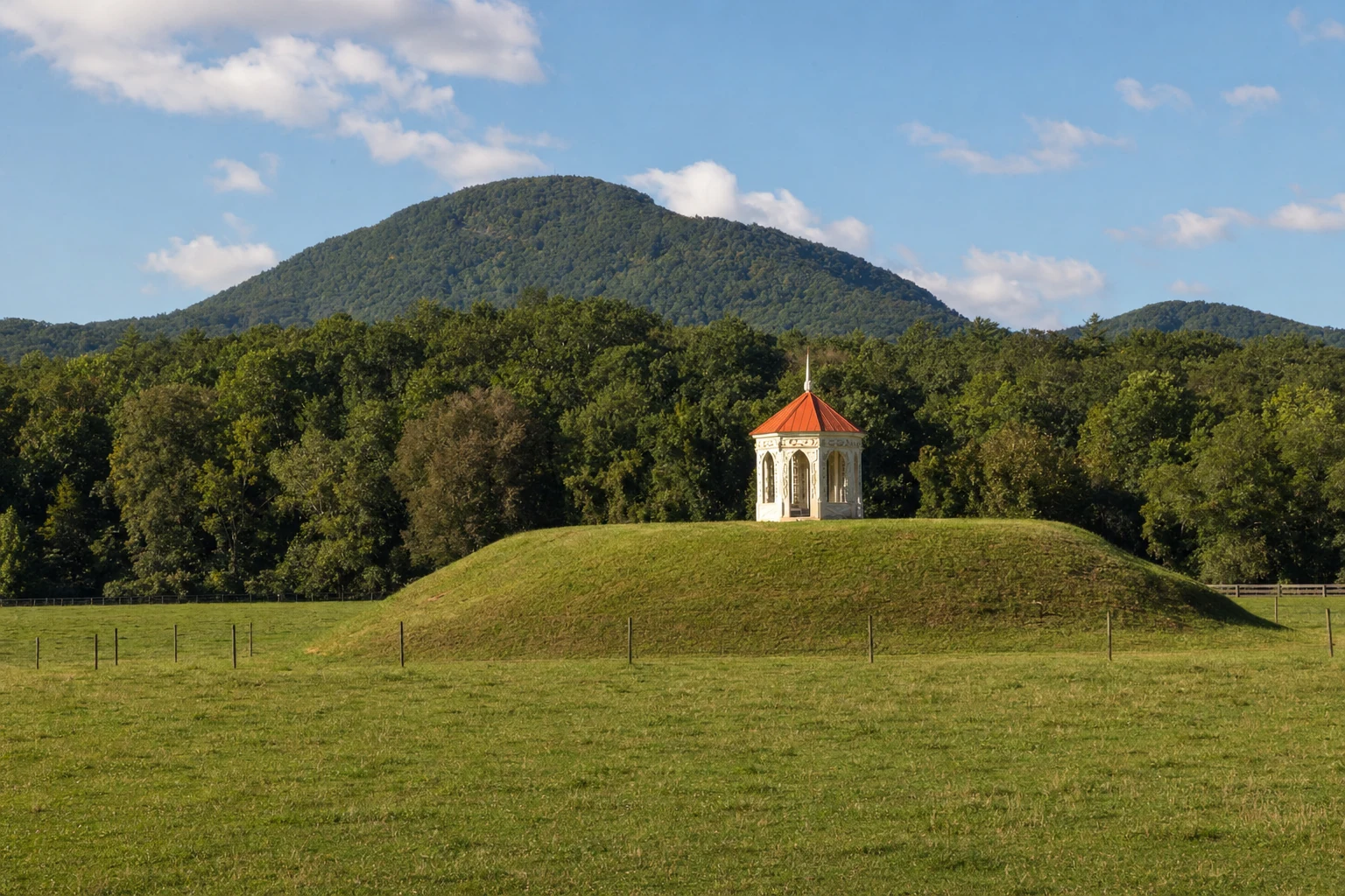 Nacoochee Mound White Gazebo