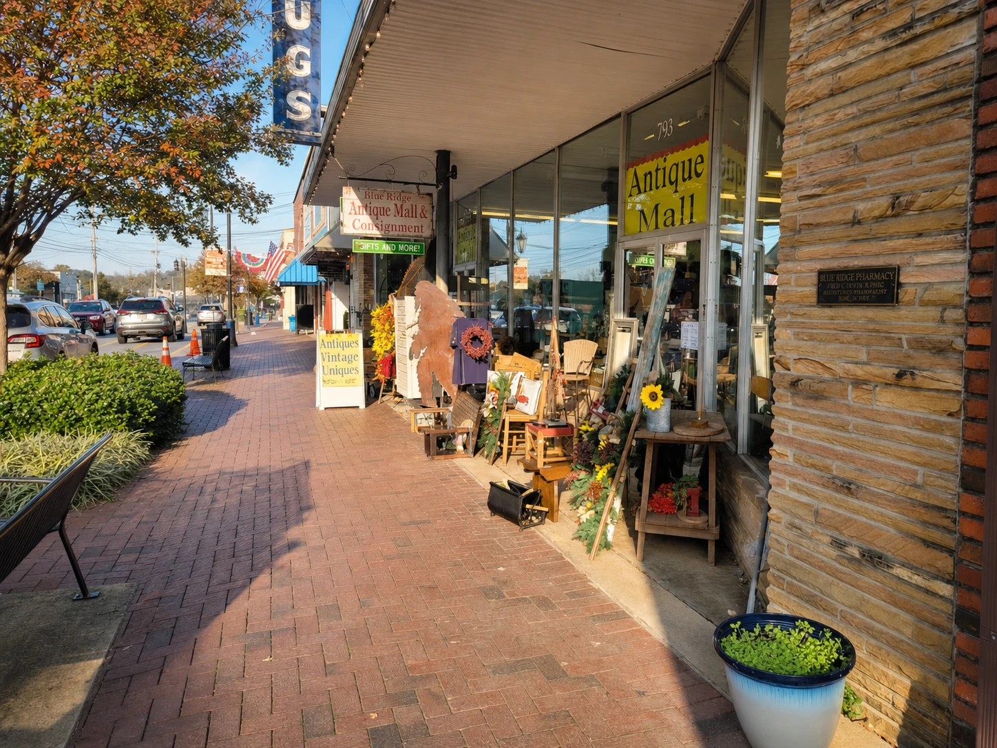 Blue Ridge Antique Mall & Consignment