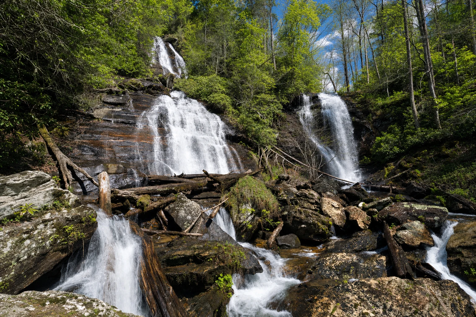 Anna Ruby Falls