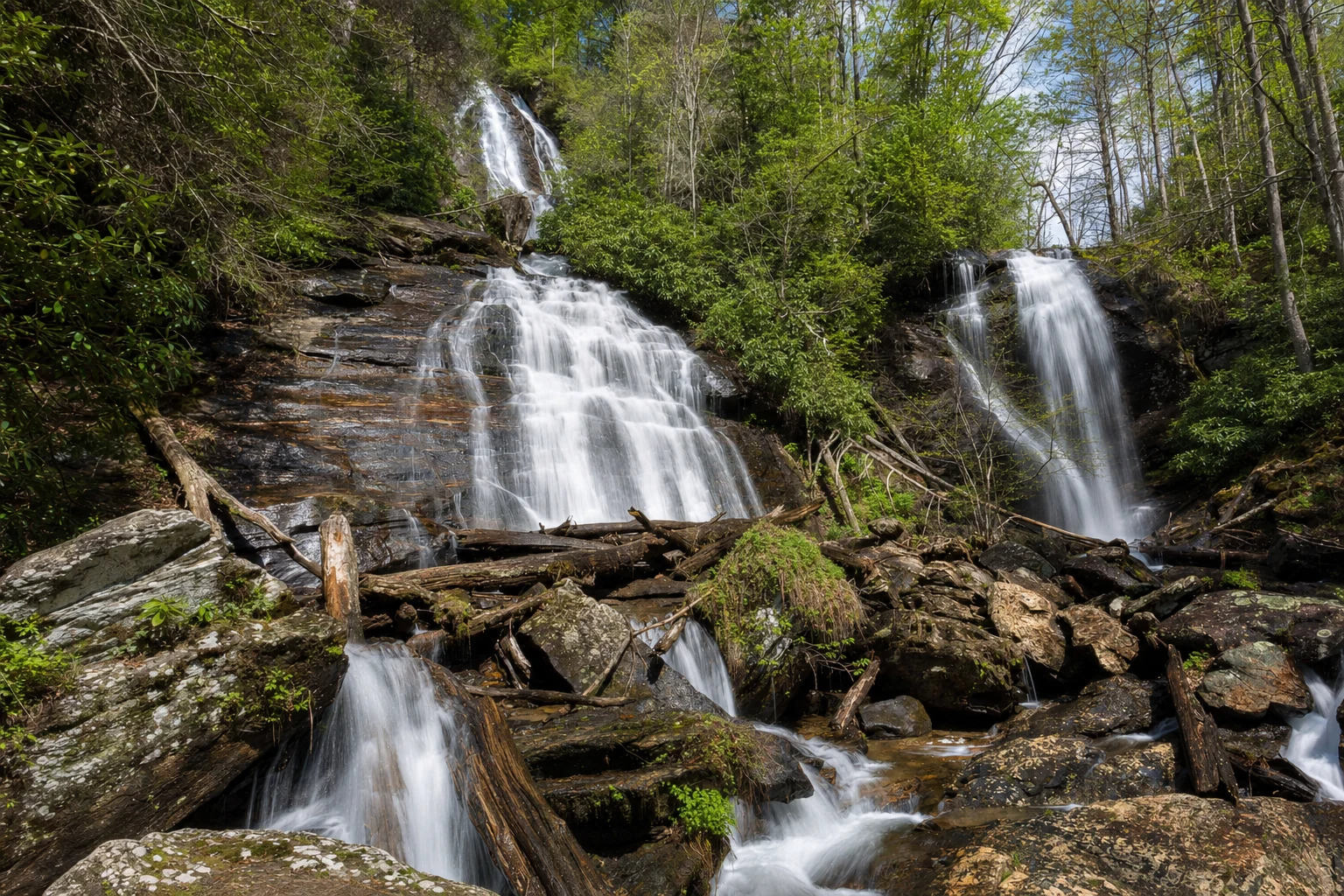 Anna Ruby Falls