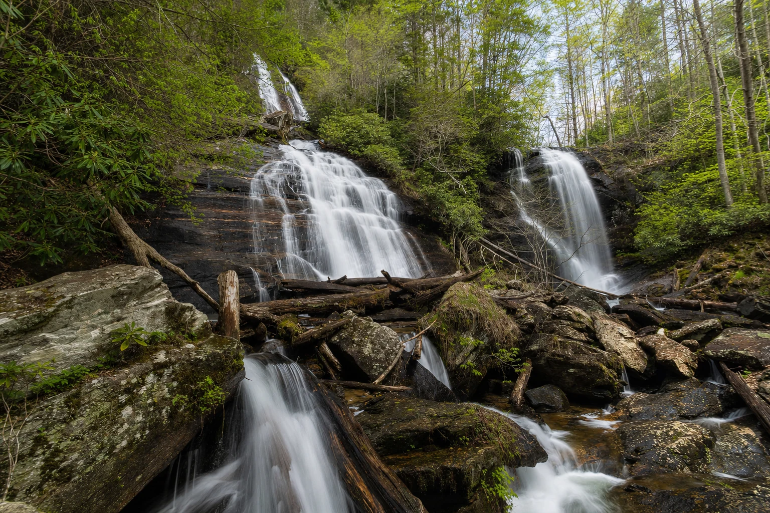 Anna Ruby Falls