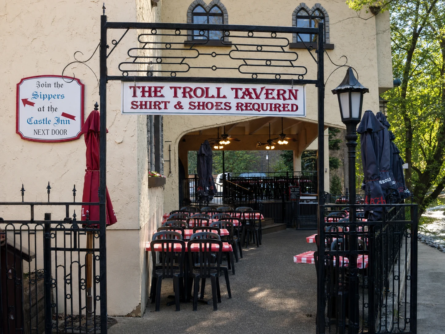 Troll Tavern
