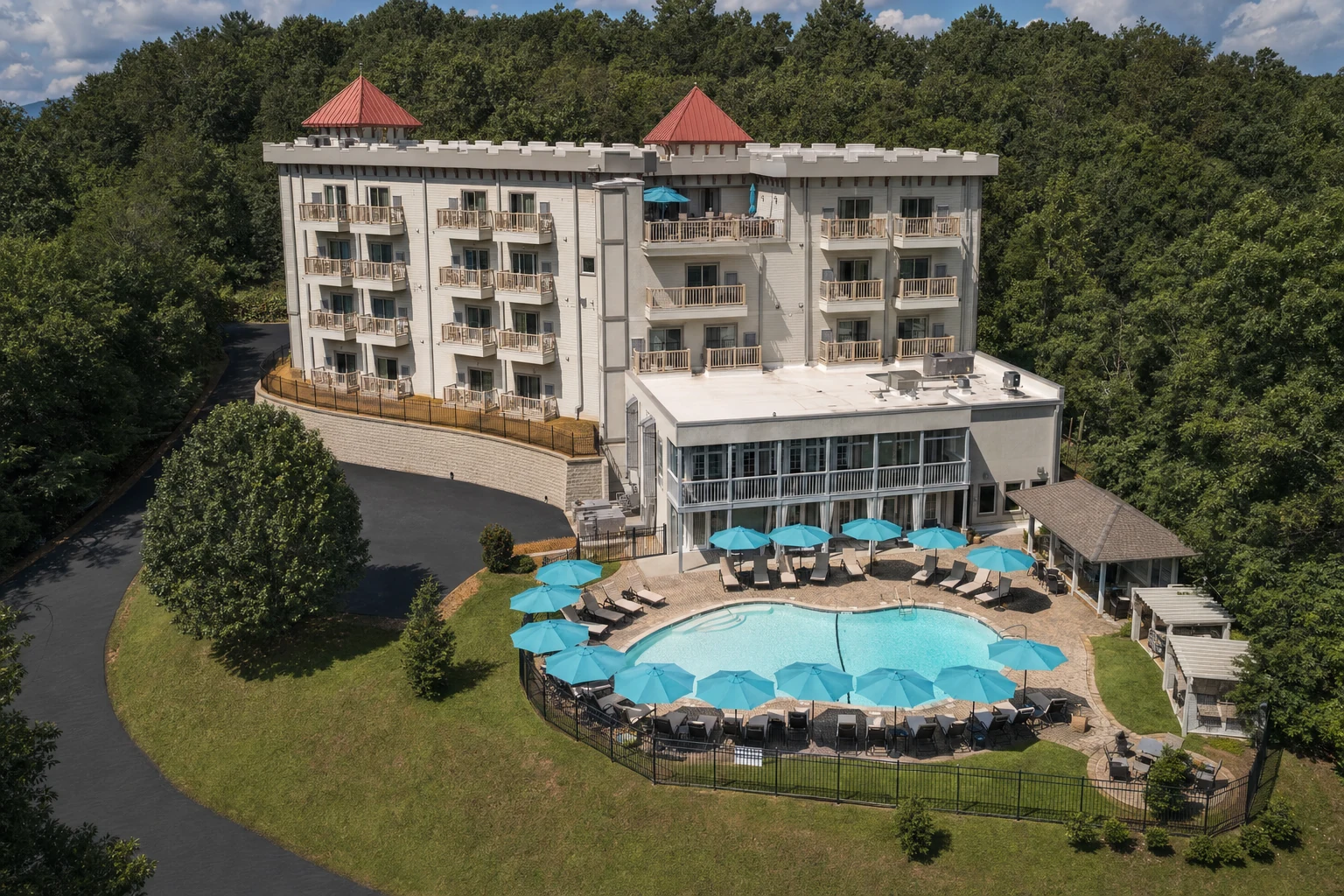Valhalla Resort Pool & Spa