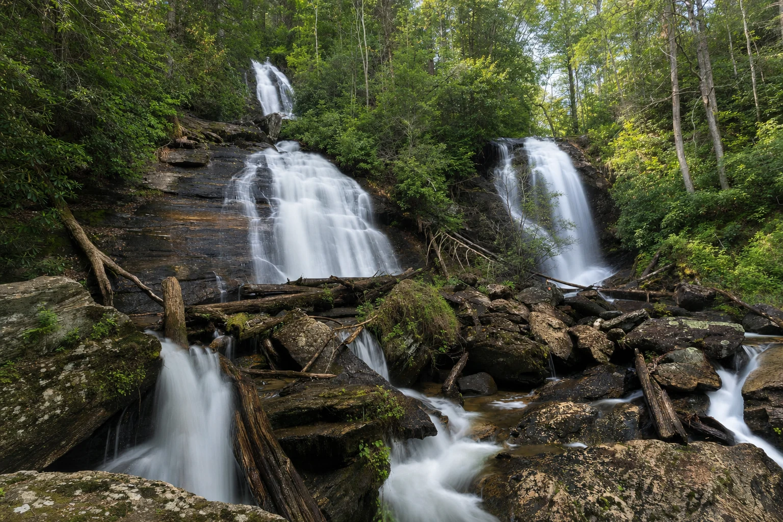Anna Ruby Falls